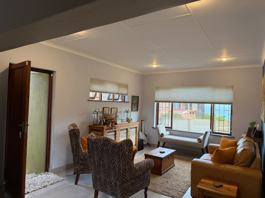 4 Bedroom Property for Sale in Fraaiuitsig Western Cape